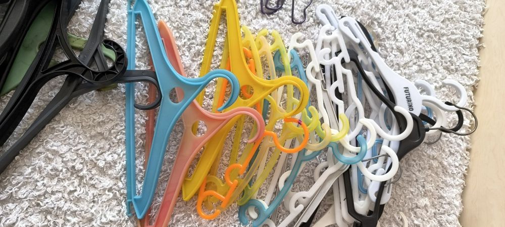 Вешалки для одежды