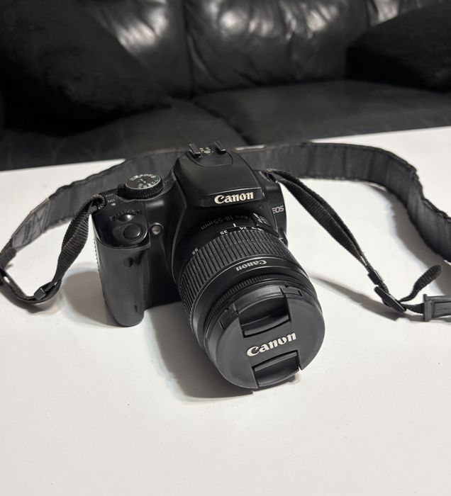 Canon EOS 400D – фотоапарат с аксесоари