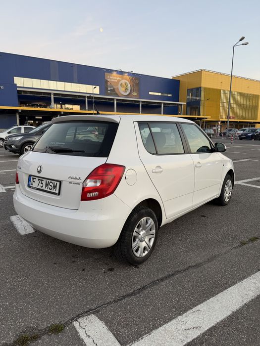 SKODA Fabia 2014 — imagine 3