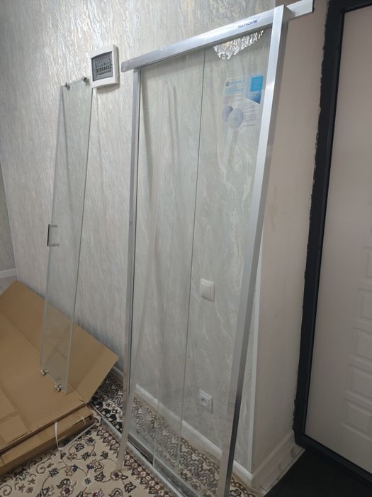 Двери душевой кабины