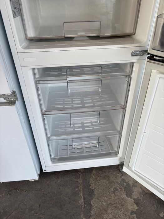 Холодильник в хорошем состоянии