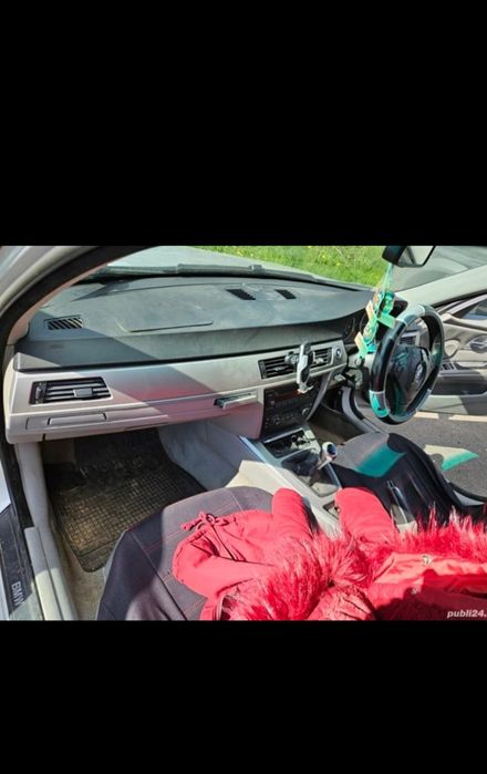 Desfac orice piesa BMW e90 320d de 163 de cai .