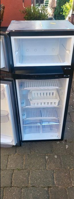 Хладилник thetford N4175E+ за къмпер или каравана