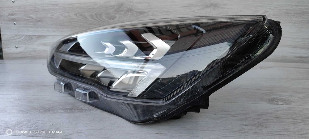 Фар Ford Focus Full LED / Форд Фокус Фул Лед