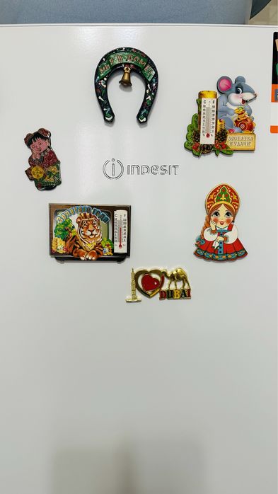 Холодильник Indesit