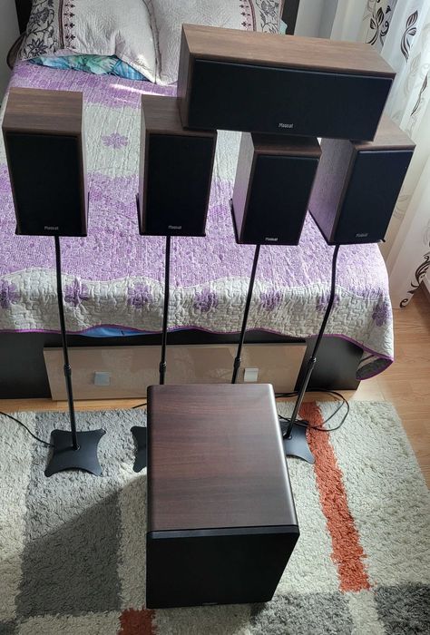 Boxe HI-Fi Magnat 5.1 Monitor S cu suporti si Alpha RS 12 impecabile