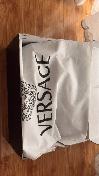 Versace Chain Reaction Black