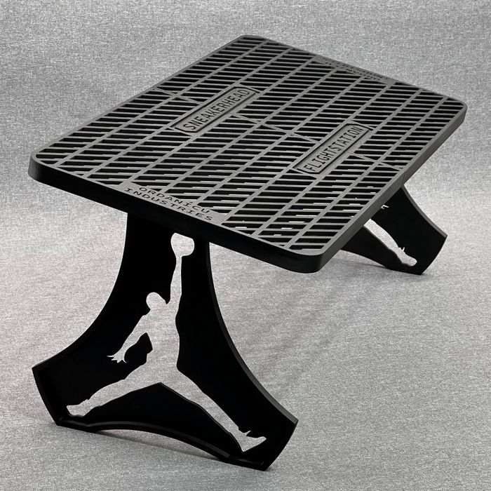 Supprt de adidasi Jordan (SneakerHead FlightStation)