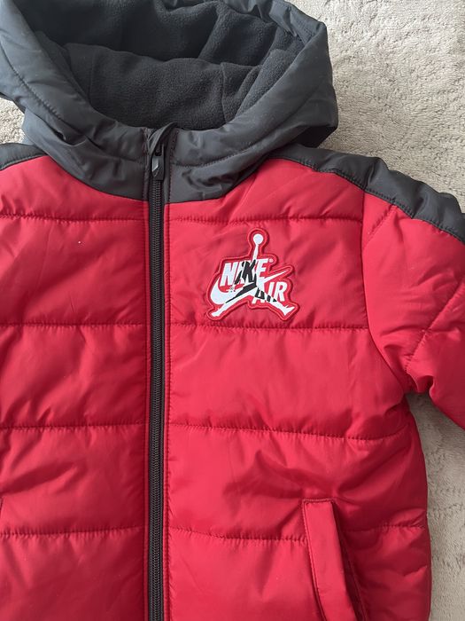 Демисезонная куртка