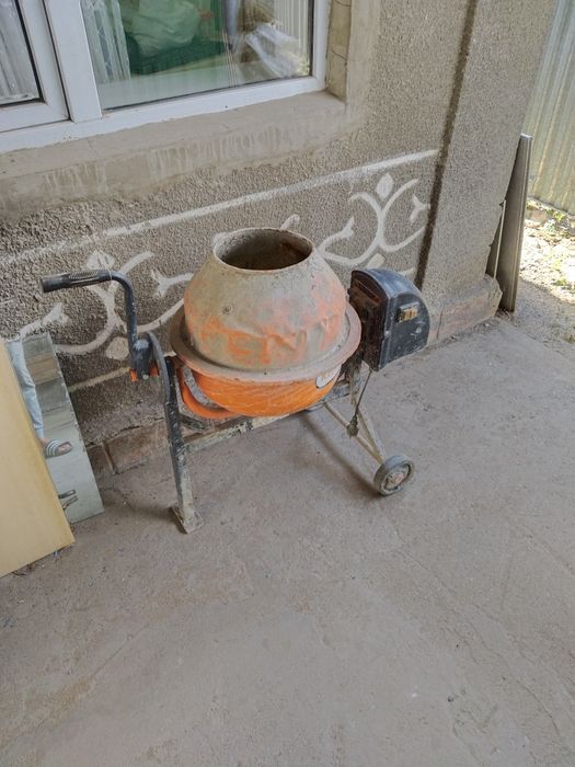 Продам Бетономешалка миксер