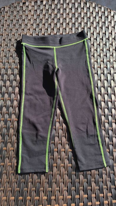 Спортни дрехи - всичко по 5 евро