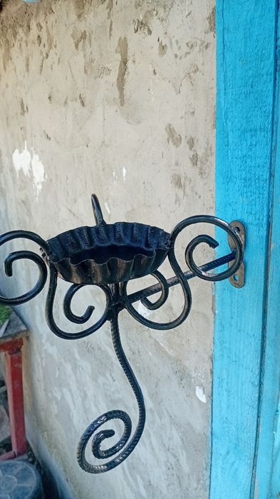Suport pentru ghivece cu flori