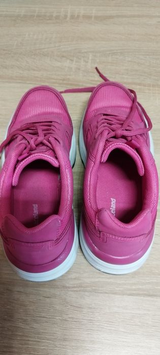 Маратонки Graceland.39 номер.30 лв.