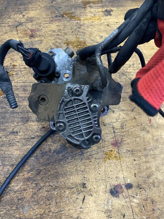 Chrysler voyager 2004година 2.5d ГНП