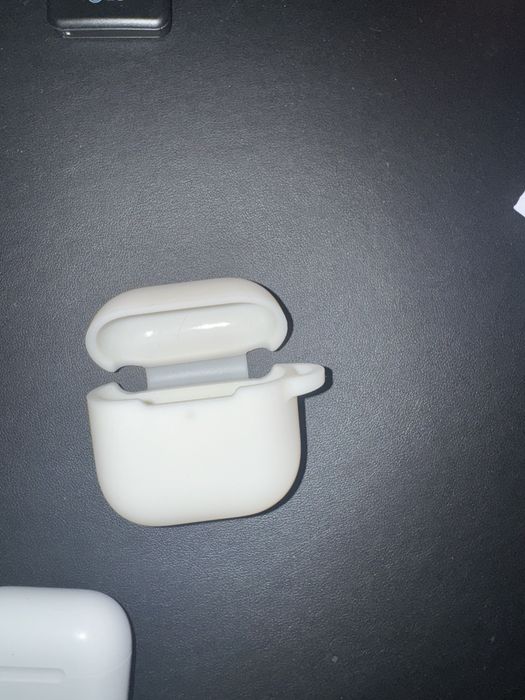 Оригинални Airpods 4 ANC в гаранция + кейс подарък