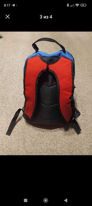 Продается школьный рюкзак в отличном состоянии  недорого 
 имеется три