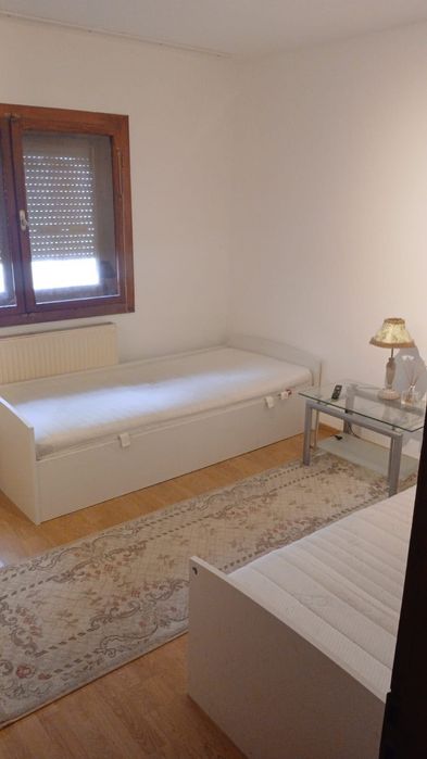 Apartament 2 camere, parter – zonă bună