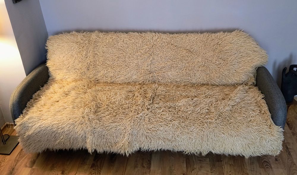 Вълнен Китеник / Покривало за Диван / Губер / Килим / Вълнена Постелка