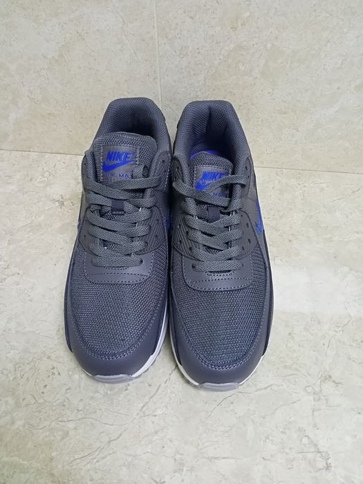 Nike кросовки,новые