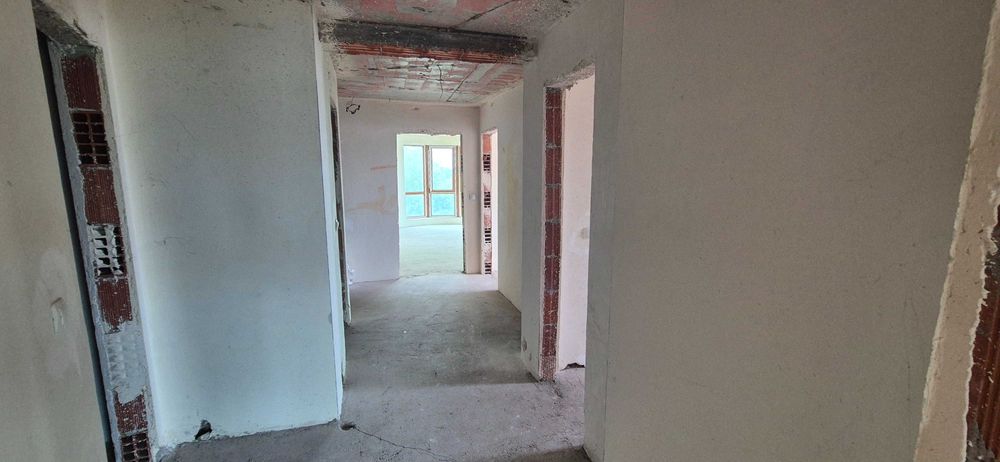 Продава се Тристаен апартамент в Ботевград - 117 кв.м за 13 €/кв.м - Снимка #18