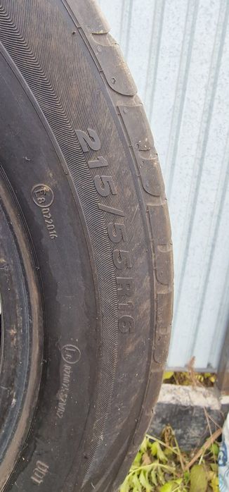 Продам шины 215/55 R16