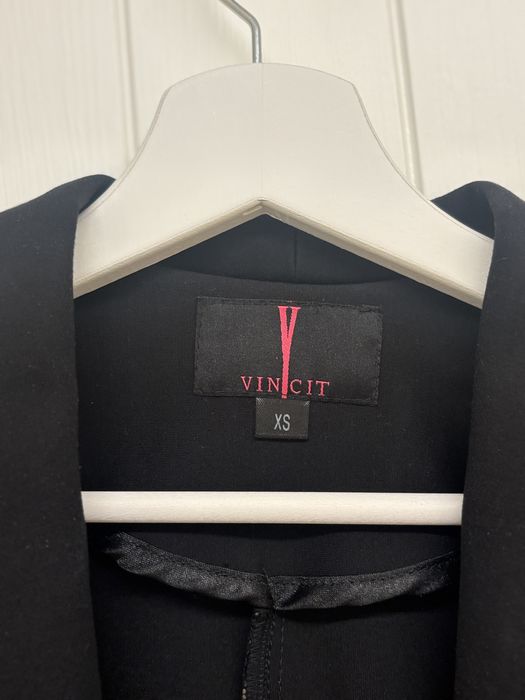 Ново сако с шал от бутик Vincit