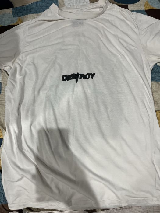 Рядка тениска на Luda XL