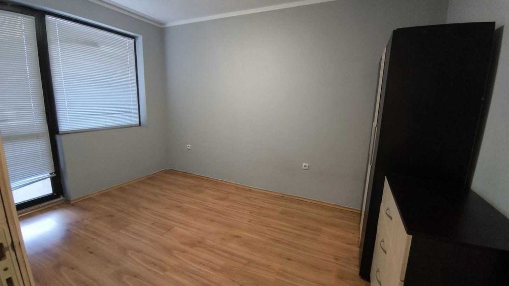 Дава се под наем Двустаен апартамент в Пловдив, Южен - 60 кв.м за 255 € - Снимка #3