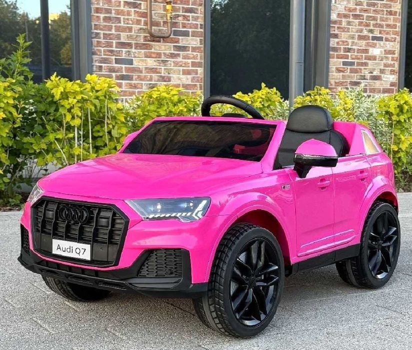 Акумулаторен джип Audi Q7 12V