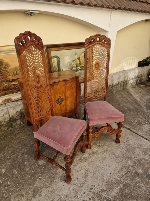 Чифт страхотни антикварни трапезни столове Чипъндейл