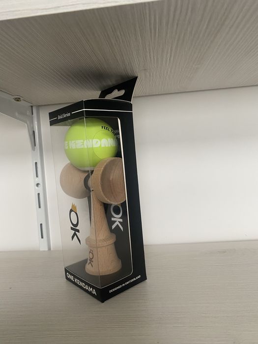 Kendama one kendama ruber albastru , verde , portocaliu