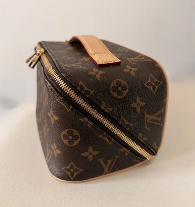LouisVuitton Vanity monogram pouch