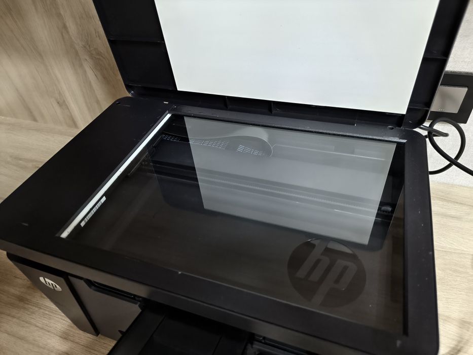 Принтер HP LaserJet Pro MFP M125