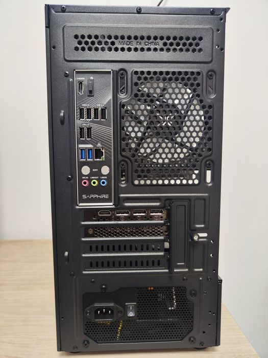 Titan Alphard M R5– Ryzen 5 7600 / RTX 3060TI 8GB / 32GB RAM /