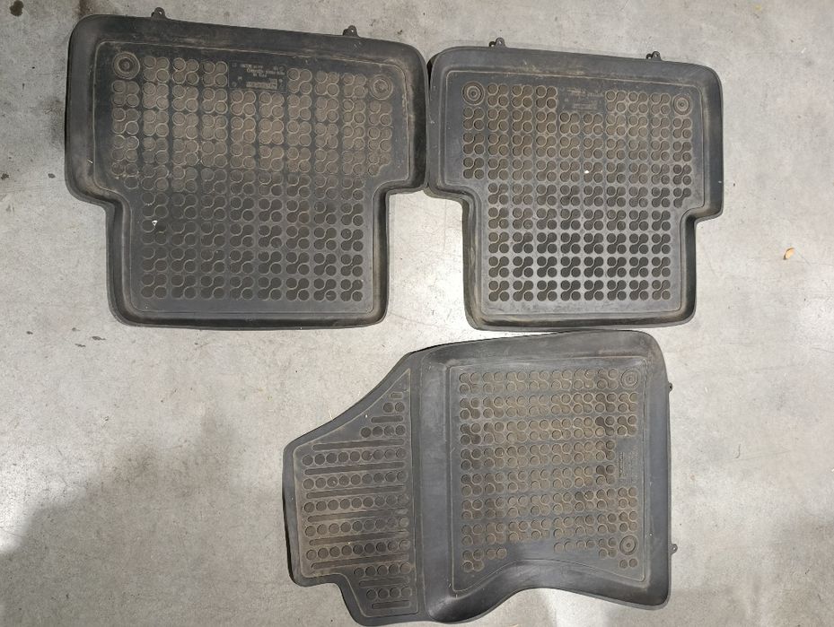 Vând diverse piese auto