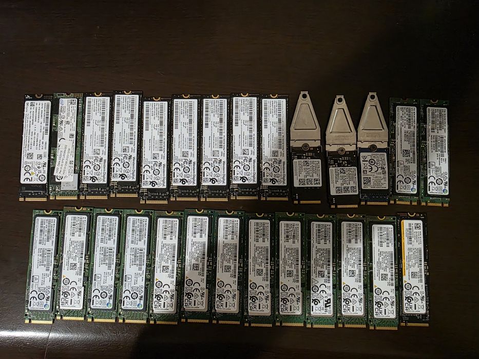 SSD-uri Solid State Drive NVMe 2280 Samsung Western Digital 512Gb