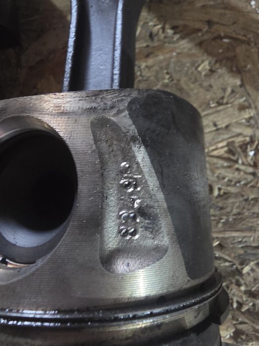 Piston cu biela Mercedes 2.2 CDI OM651 cod 65100