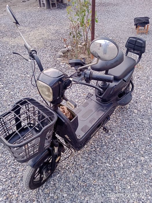 Bonvi skutr sotiladi