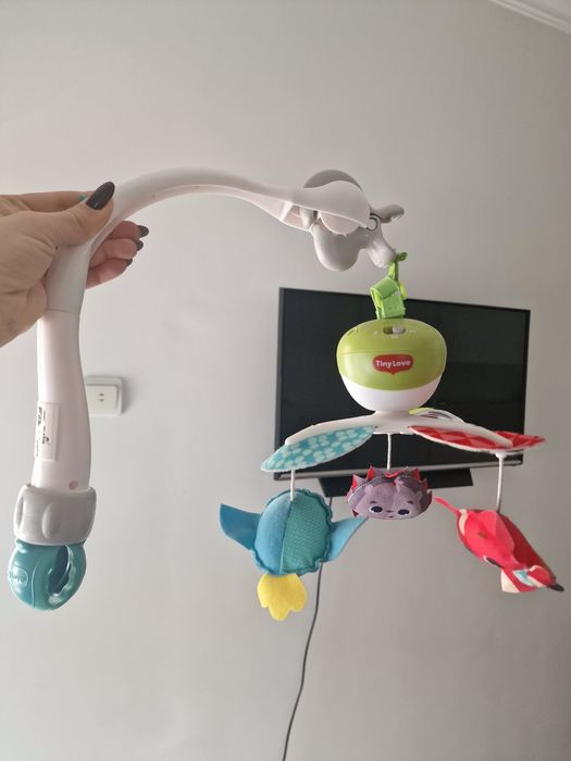 TINY LOVE Музикална въртележка Take-Along Mobile Meadow Days