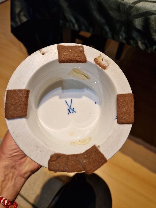 Прекрасна антикварна колекционерска порцеланова ваза Meissen