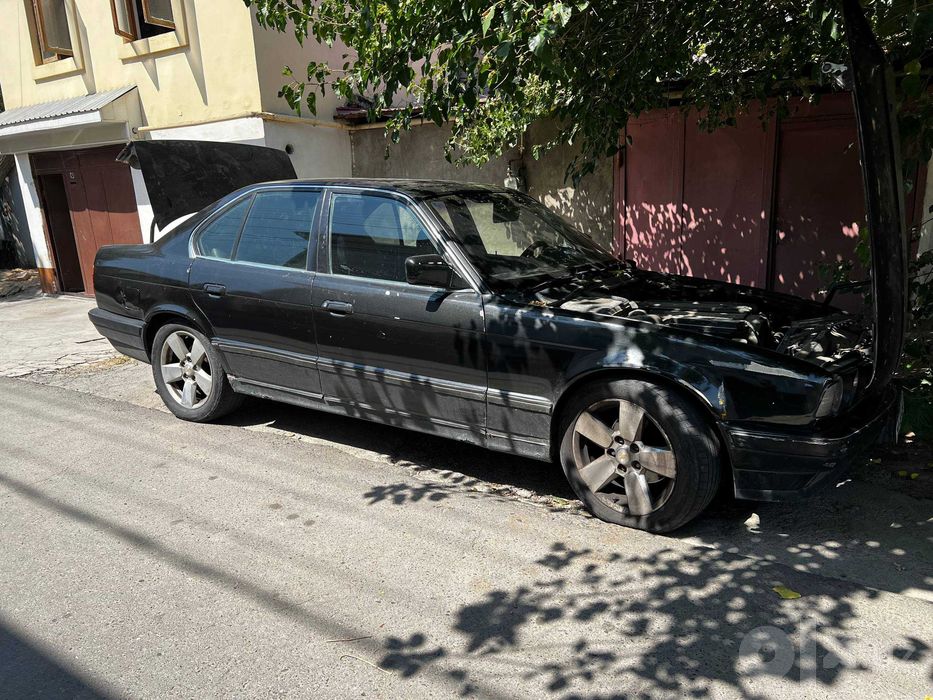 Продаю BMW E34 в среднем состоянии