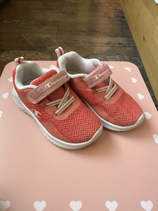 Детски обувки по 10 евро