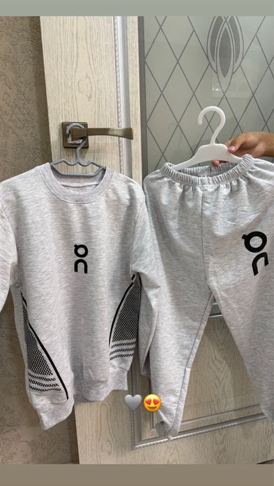 Детский спортивный костюм
