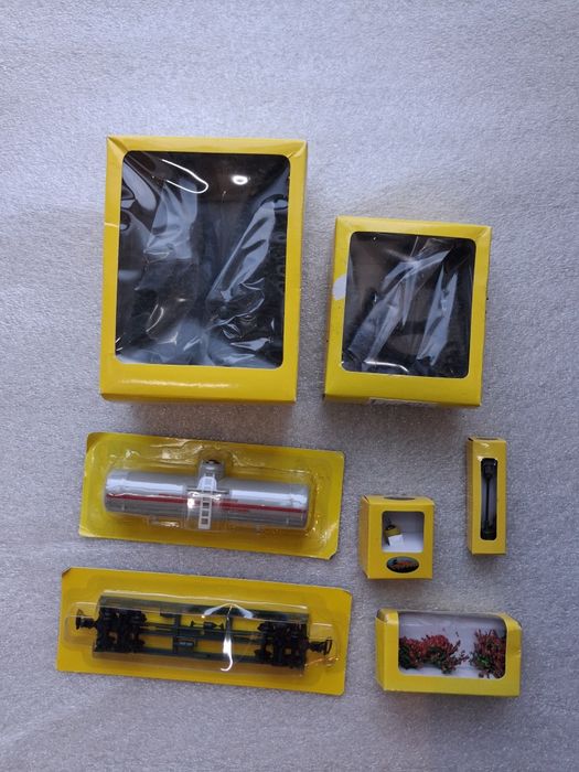 Lot feroviar revista trenulet electric scara H0