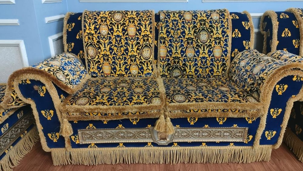 Мебель для гостиной диваны