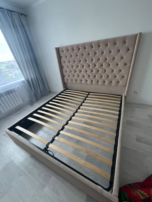продам кровать без матраса