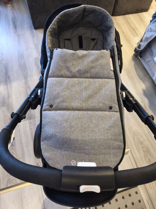 Лек кош за новородено Cybex