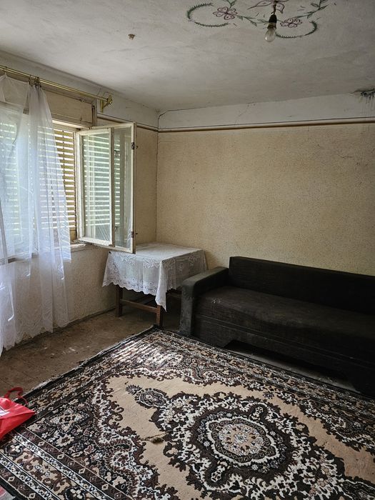 Casă de vânzare județul Arad, sat Ciuntești!