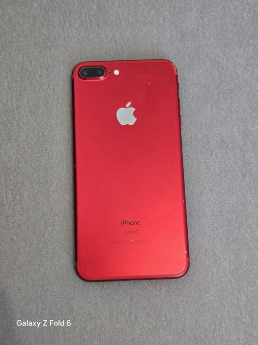 iPhone 7 plus Product Red