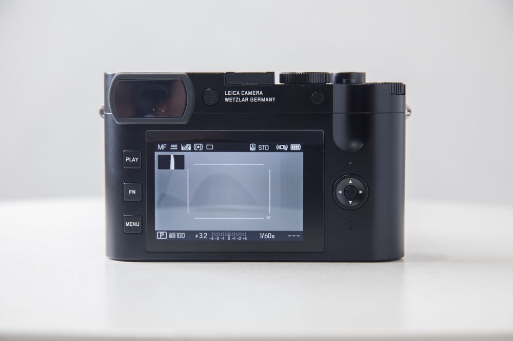 Продаю Leica Q2 28 мм